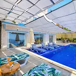 וילה Sea View For 10 People In Kalkan