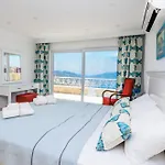 Sea View For 10 People In Kalkan וילה