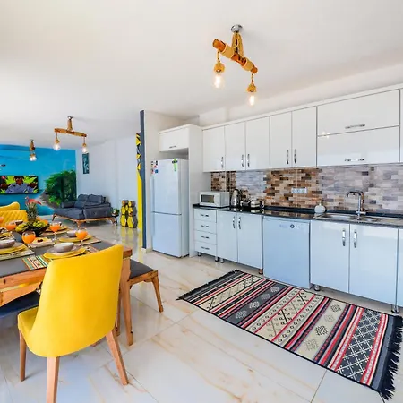 Sea View For 10 People In Kalkan 别墅